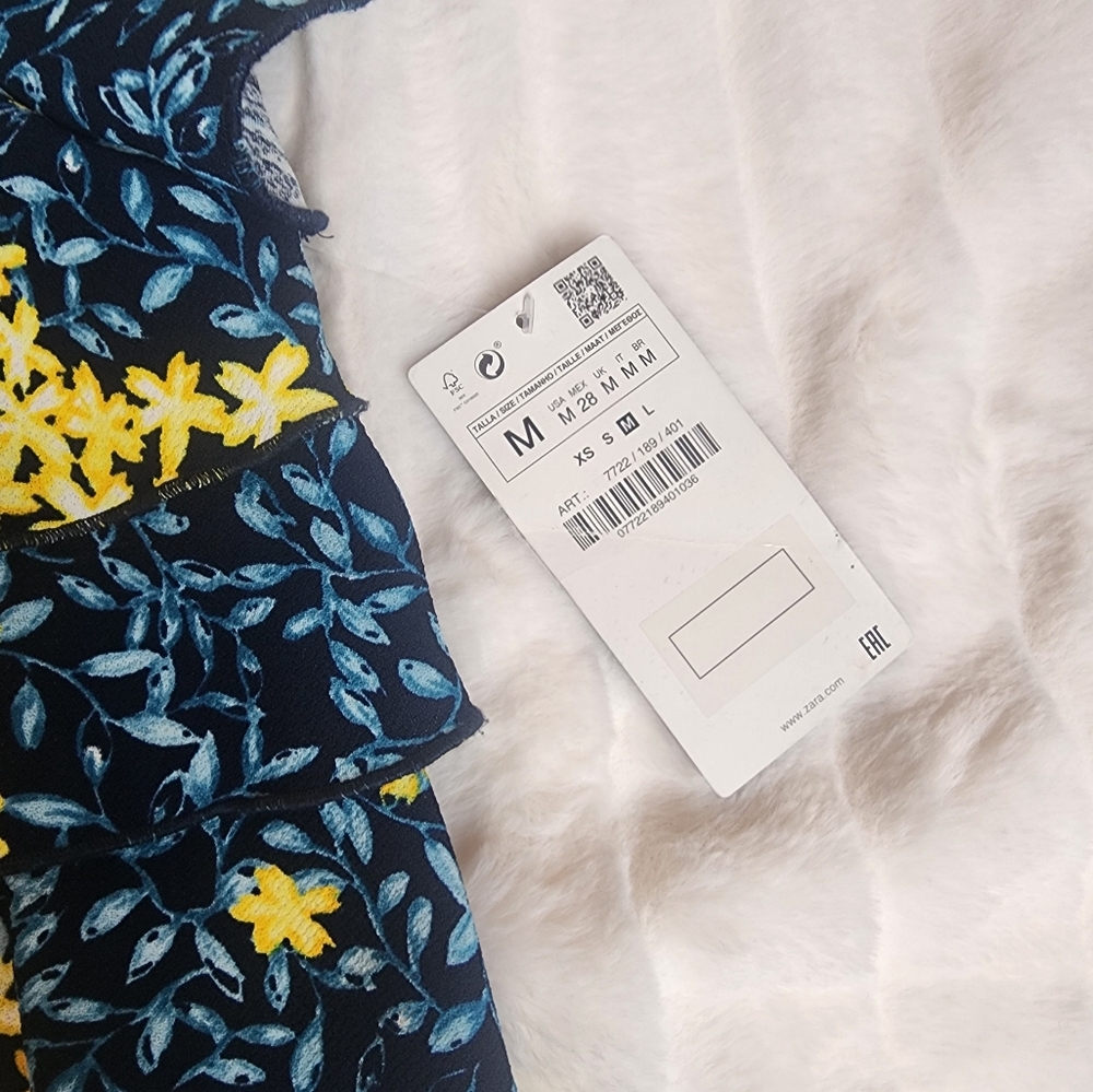 NWT Zara Basic Floral Top - Picture 3 of 4